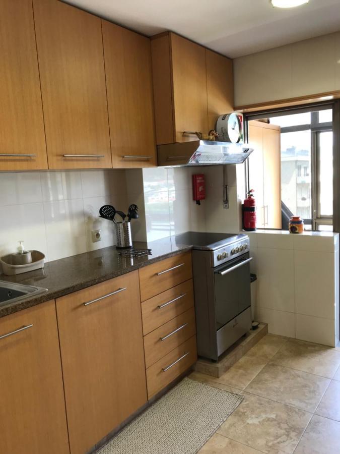 Beachfront Apartment With Sea View Azurara Bagian luar foto